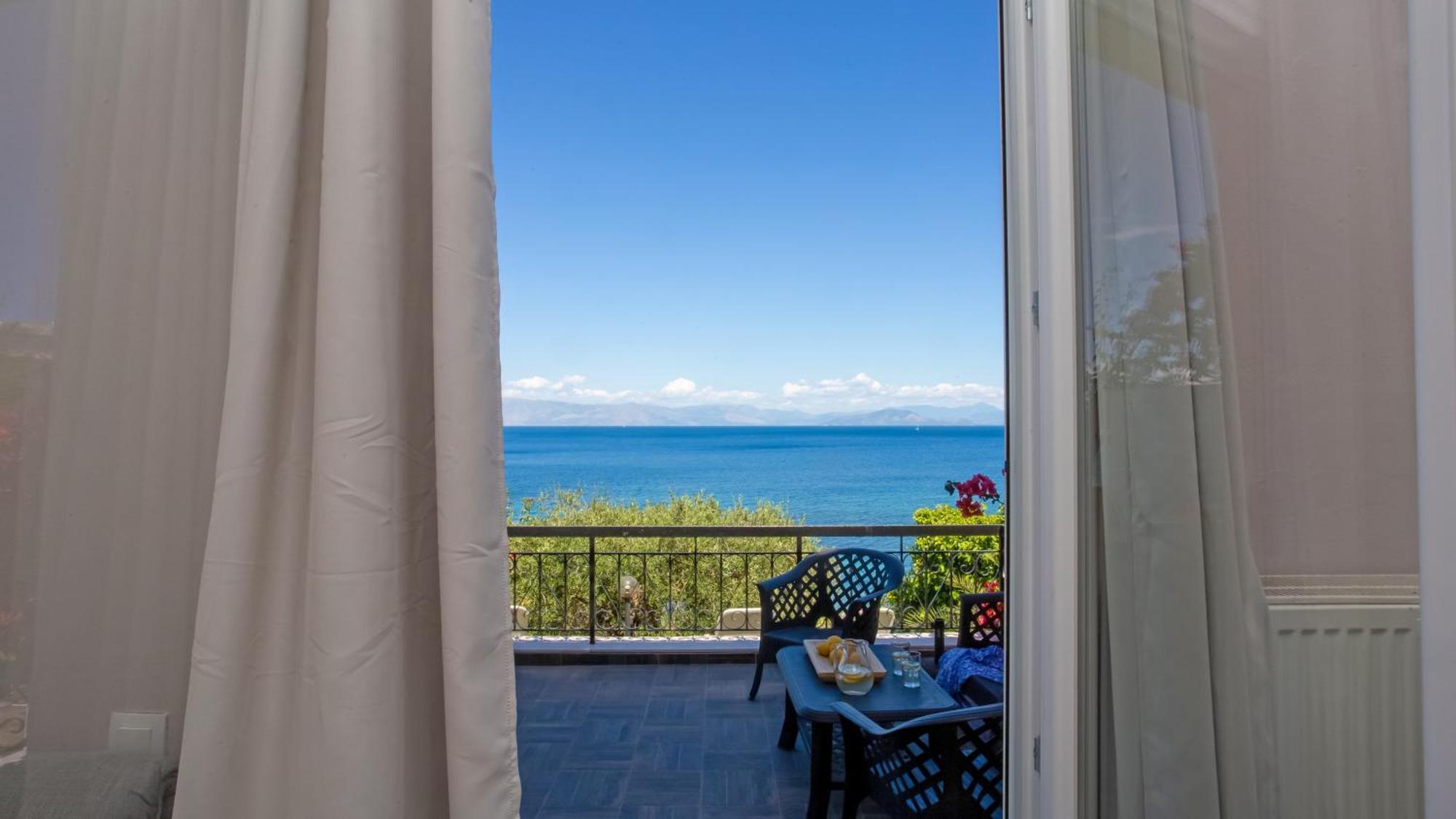 Апартаменты Ionian Kaizer Boutique Achilleion Экстерьер фото